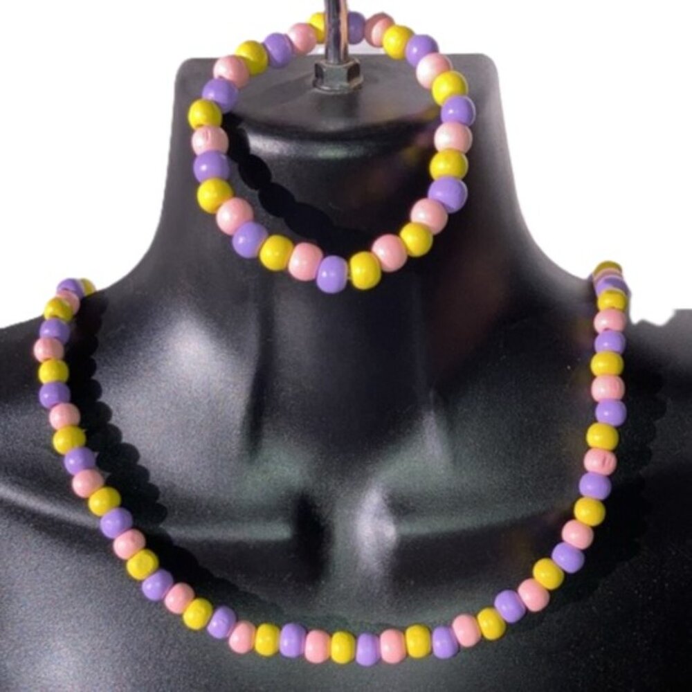 EASTER Egg Pastel Wood Beaded Stretchy Necklace 22 in and Bracelet 8 inches